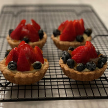 Load image into Gallery viewer, Fresh Fruit Tarts