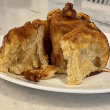 Load image into Gallery viewer, Caramel Pecan Sticky Dough Buns