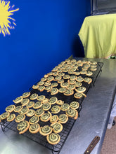Load image into Gallery viewer, Spinach Pinwheels