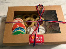 Load image into Gallery viewer, Holiday Cookie Box
