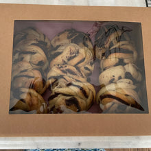 Load image into Gallery viewer, Brioche Chocolate Knots