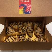 Load image into Gallery viewer, Chocolate Chip Scones