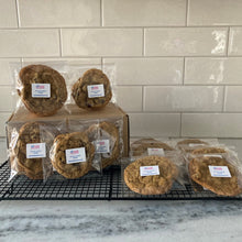 Load image into Gallery viewer, Variety Box of 16 Cookies