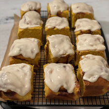 Load image into Gallery viewer, Pumpkin Spice Dough Buns