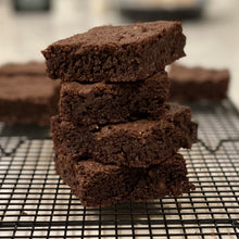 Load image into Gallery viewer, Chocolate Connection (Box of 8 large Brownies)
