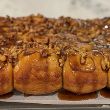 Load image into Gallery viewer, Maple-Walnut Sticky Dough Buns