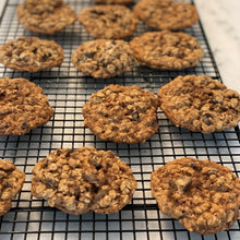 Load image into Gallery viewer, Raisin’ the Bar (Box)