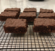 Load image into Gallery viewer, Chocolate Connection (Box of 8 large Brownies)